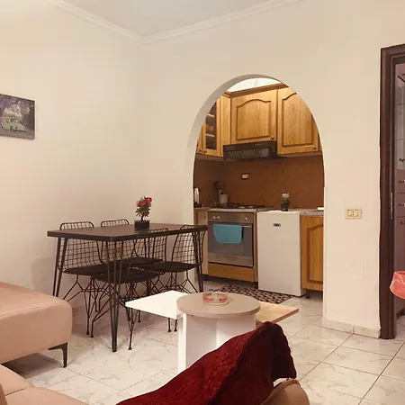 Aparthotel Rejana *